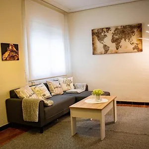 apt-alojamiento-entero-a-15-minutos-de-zona-centro.es-andalucia.com/